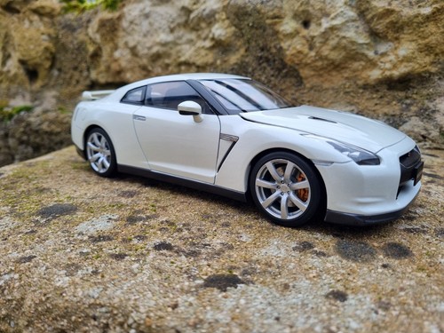 Nissan gtr r35 - nissan, pearl