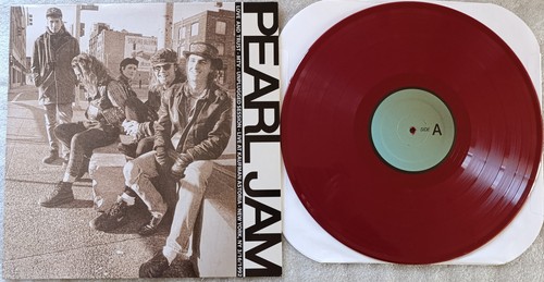 Pearl jam love trust - pearl,