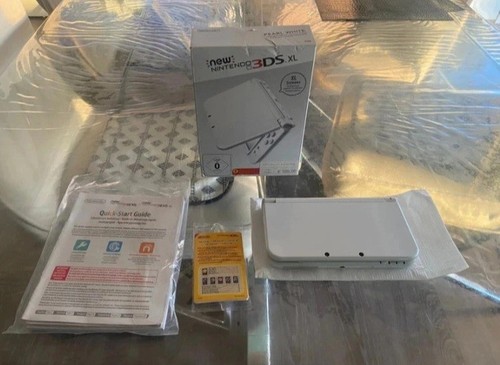 New nintendo 3ds white - xl,