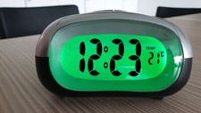 Réveil numérique parlant
