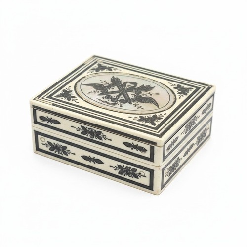 Belle boite mouches nacre - belle, os+nacre
